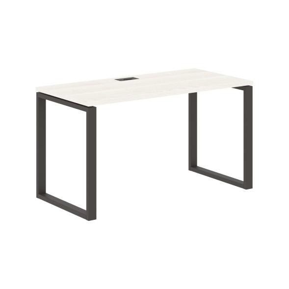 Стол прямой EQST 1367 1360х670х750 EDIS